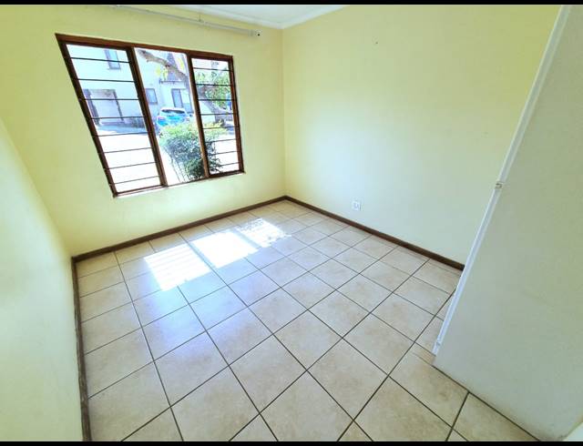 2 BEDROOM TOWNHOUSE FOR SALE IN LIEFDE EN VREDE